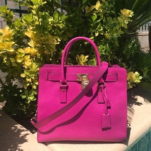 MICHAEL KORS Hamilton Neon Pink Tote